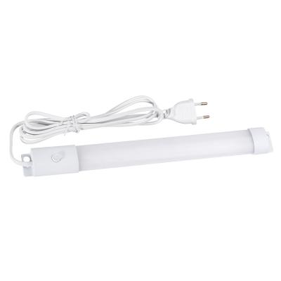 China High Efficiency Linear Adjustable Light Fixture Led Surface Mounted Batten LED Light for sale