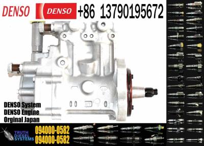 China Nueva bomba de combustible diesel SAA6D140E-5 excavadora bomba de combustible para motores diesel 094000-0582 094000-0584 6261-71-1111 en venta