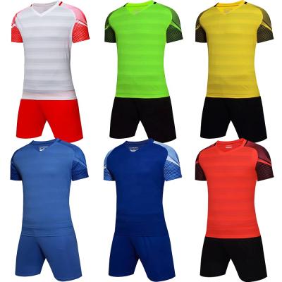 China Wholesale custom cheap new design sublimation football feature factory uniform printing for sale