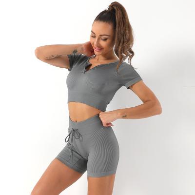 China 2022 Breathable Yoga Set Spring Yoga Suit Sport Wear Two Piece Zippershort Set Chest Sheath High Waist Fitness Seamless Yoga Pants Set for sale