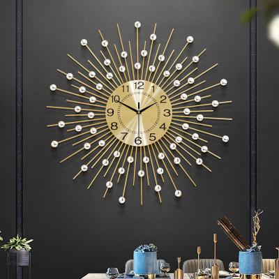 China 2022 Creative Crystal Diamond 3D Metal Wall Clock Art Wall Clock European Simple Unique Nordic Design Modern Luxury Large Decorative Wall Clocks for sale