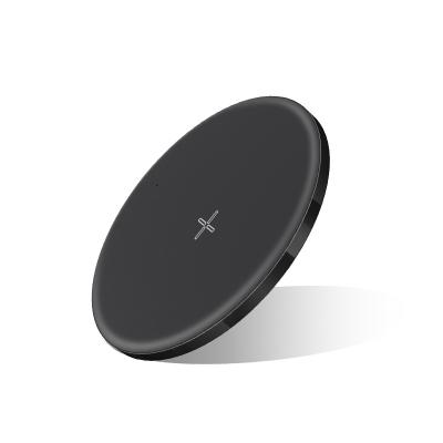 China Microphone 5W Wireless Fast Charger for sale