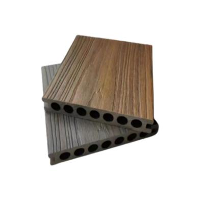 China Modern High Quality Wood Grain Garden Flooring Outdoor Flooring Wpc Outdoor Flooring for sale