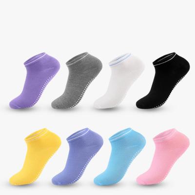 China Amazon Dance Sports Silicone Indoor Socks Ladies Breathable Warm Non-slip Yoga Socks for sale