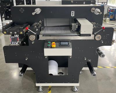 China 320mm Max. Schneidbreite VICUT Roll-to-Roll-Label-Schneidmaschine für einfache Bedienung zu verkaufen