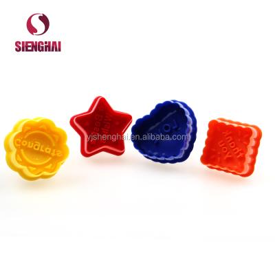 China Viable Colorful Heart Square Shape Star Flower 4pcs Plastic Fondant Tool Cake Decorating Tool for sale