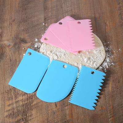 China 3 Pieces Non Viable Stick Plastic Set Dough Cutter Cake Scraper Pastry Baking Spatulas for sale