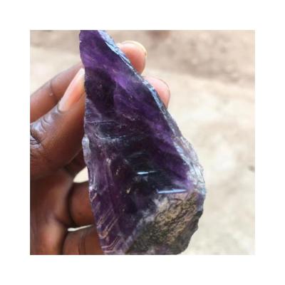 China Amethyst Natural Raw Crystals Amethyst Crystal Rough Ore Mineral Autonomous Mine Small Size Shop From Africa for sale