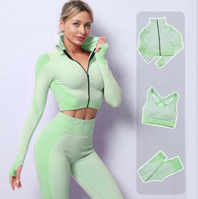 China Women's Mint Solid Color Seamless Long Sleeve Gym Sets Yoga Suit Breathable Green Seamless Fitness Yoga Sets Gym Clothes for sale