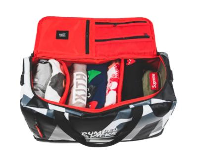 China Waterproof/Freestanding Duffel Bag Sneaker Organizer Duffel Bag Travel Sneaker Compartments For Team Players for sale