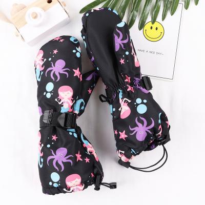 China Winter Cute Cartoon Children's Gloves Warm Snowboard Skiing Waterproof Gloves for sale