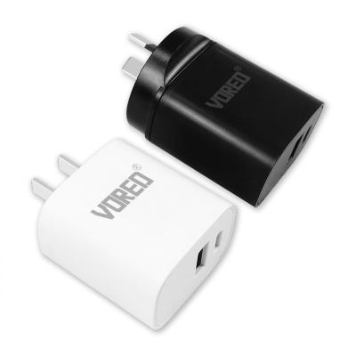 China 2021 new arrivals charger adapter type mobile devices .desk computer fast c port palladium 20w charger for iPhone 12 for sale