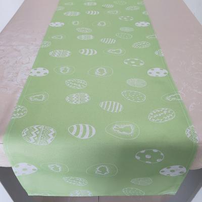 China Digital Printing or Heat Transfer Printing Easter Print Table Runner with Eggs and Bunny with Custom Size Table Decoration Runners for sale