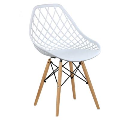 China Cooling Modern Restaurant Dining Wooden Legs Design PP Plastic Chair for sale