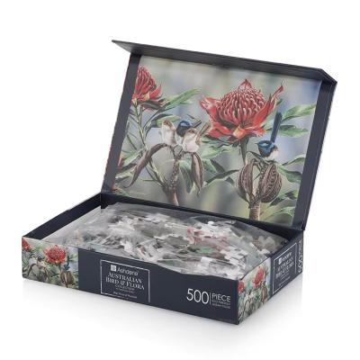 China Caja de regalo plegable de lujo con tapa magnética para ropa de perfumes cartera en venta