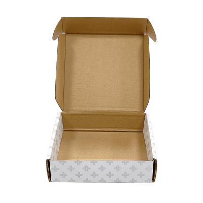 China Delivery Shipping Carton Package Boxes Collapsible Paper Board Kraft Corrugated White Mailer Packaging Box for sale