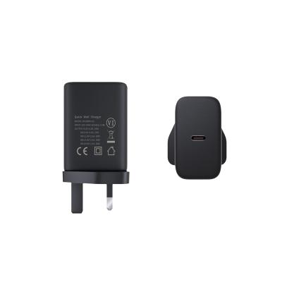 China Mobile Phone USB PD Fast Charging Type C 30w PD Charger For Phone12 for sale