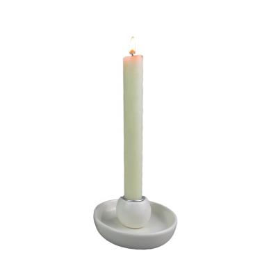 China Hot Sale Decoration Candle Holder Modern Ceramic Unique Candle Ships White Container For Home Decor for sale