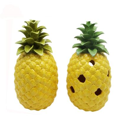 China Home Decoration Pineapple Candle Holder Porcelain Desk Ornament Ceramic Home Decor for sale