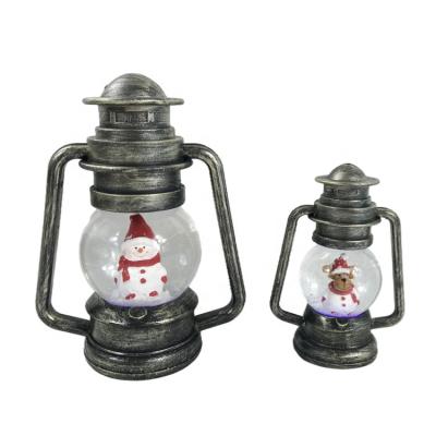 China Unique Resin CHRISTMAS SNOW GLOBES LANTERN LED Lighted with Snowmans for Holiday Home Decoration and Gifts for sale