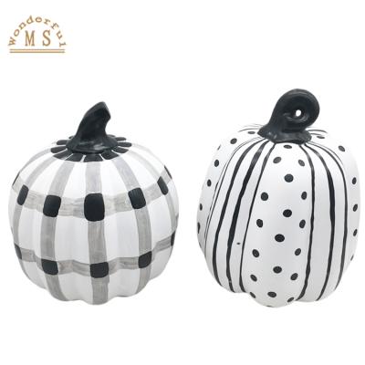 China Europe Solid Geometry Porcelain 3D Ceramic Vegetable Pumpkin Ornaments Home Decoration Gift Garden Item for sale