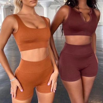 China Breathable Fashion Ribbed Workout Apparel Gym Fitness Sets Seamless Sports Crop Top And Yoga Shorts Set for sale