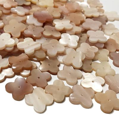 China Other Natural White Pearly Shell Clovers With Holes , Multi Colors Gemstone Clovers Wholesale for sale