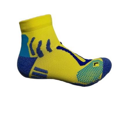 China Wholesale Fashion Sporty Functional Sport Socks Anti-Static Functional Socks for sale