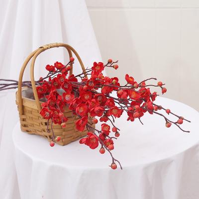 China 2021 New Arrival Artificial Flower Touch Long Plum Branch Winter Home Decoration Artificial Flower Plum Blossom Natural Branch Wedding for sale