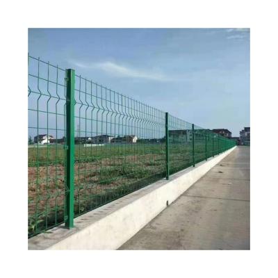 China Outdoor Garden Fencing Trellis with Pressure Treated Wood and Coated Powder Coated Mesh for sale