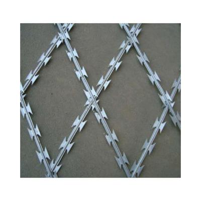 China Sell well Galvanized PVC Stainless Steel Concertina Razor Barbed Wire Bto-22 Bto-60 Cbt-65 Fencing Wire Price for sale