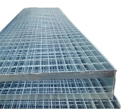 China Steel Grating Strength Hot-Dip Galvanized Metal Building Materials at Standard Weight for sale