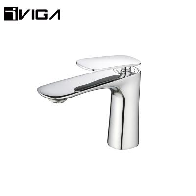 China Good Quality CUPC Chrome Plating Waterfall Wash Face Basin Sink Mixer Taps Modern Single Lever Bathroom Basin Faucet for sale