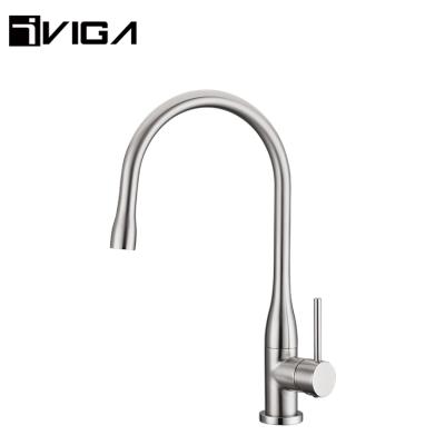 China Modern Stylish Mixer Kitchen Sink Faucet Chrome Plated Brass Kitchen Faucet Mixer Tap for sale