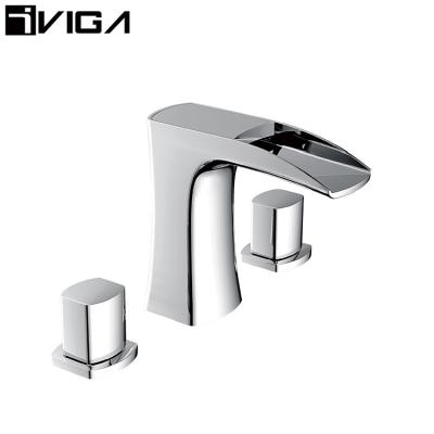 China Without Slide Bar Wholesale Unique Polished Chrome Plating Bath Faucet Zinc Wall Mounted Bath Mixer Tap for sale