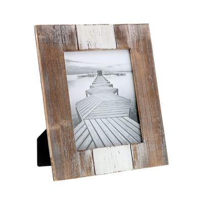 China Custom Morden Natural Wood Rustic Farmhouse Distressed Photo Frames Flexible Design Wall Mounted Wood Frame for sale