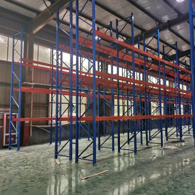 China Large Capacity Warehouse Shelving Racks Steel Q235 Customized Height And Width for sale