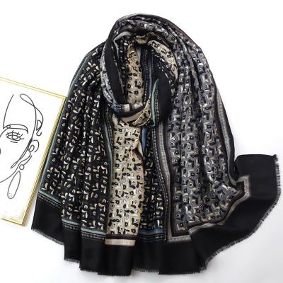 China Lady Scarves Trendy Fashion Design Scarf Multi Floral Print Hijabs Luxury Small Long Silk Felling Scarves For Lady for sale