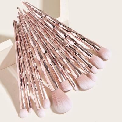 China New Arrival 12Pcs Low Moq Makeup Brushes Skin-friendly Natural Wooden Handle Makeup Brush Set Makeup Brush Golden Skin-friendly for sale