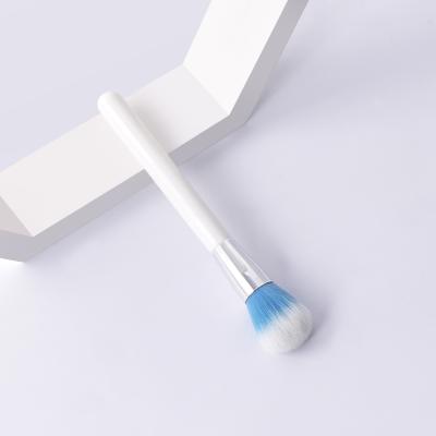 China Wholesale Professional Single Brush Wooden Handle Makeup Tool Skin-friendly Makeup for sale