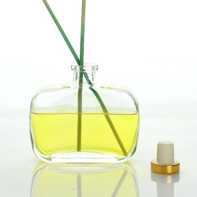 China Custom Empty Flat Reed Diffuser Glass Bottles Eco - Friendly With Rubber Stopper For Aroma for sale