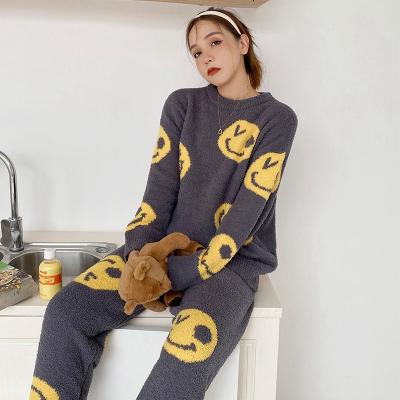 China Autumn and winter anti-pilling new smile face sweaters women knitted pajamas thickened warm home clothes knit set for sale