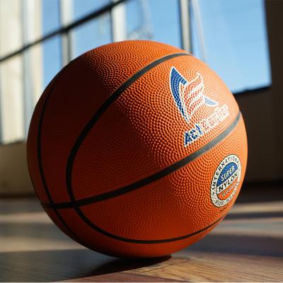 China Basketball Playing Actearlier Custom Indoor Outdoor Rubber Basketball Players For Youth Official Size 5 for sale