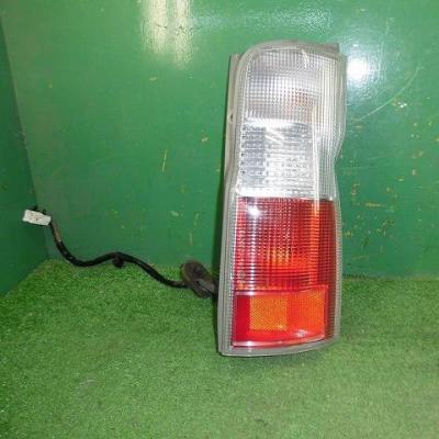 China YIHONG Auto Spare Parts Tail Lamp OEM 215-19J1-A For Nissan URVAN E25 2005 Tail Light E25 for sale