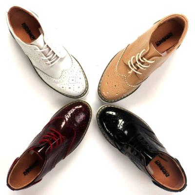 China New Breathable Fashionable Flat Women Pumps Casual Genuine Leather Lace Up Women Shoes for sale