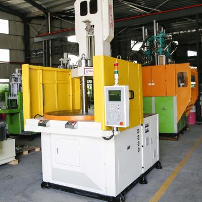 China VERTICAL Automatic Plastic Injection Molding Machine For Different Socket Cable for sale