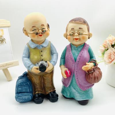 China Old man creative leisure craftstourism Europe resin couple furnishing articles the wedding gift for sale