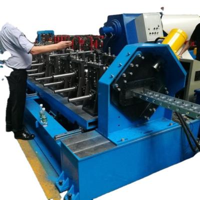 Cina cavo Tray Punching Machine High Productivity di 7500*1700*1600Mm in vendita