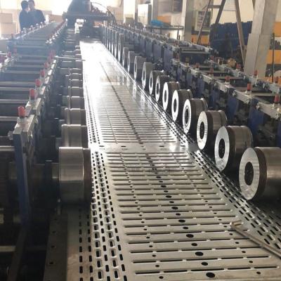 Cina I lavori di costruzione cablano Tray Manufacturing Machine Ladder Type in vendita