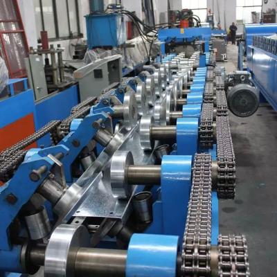 China Máquina formadora de rollos de acero C Z Purlin de metal con caja de cambios en venta